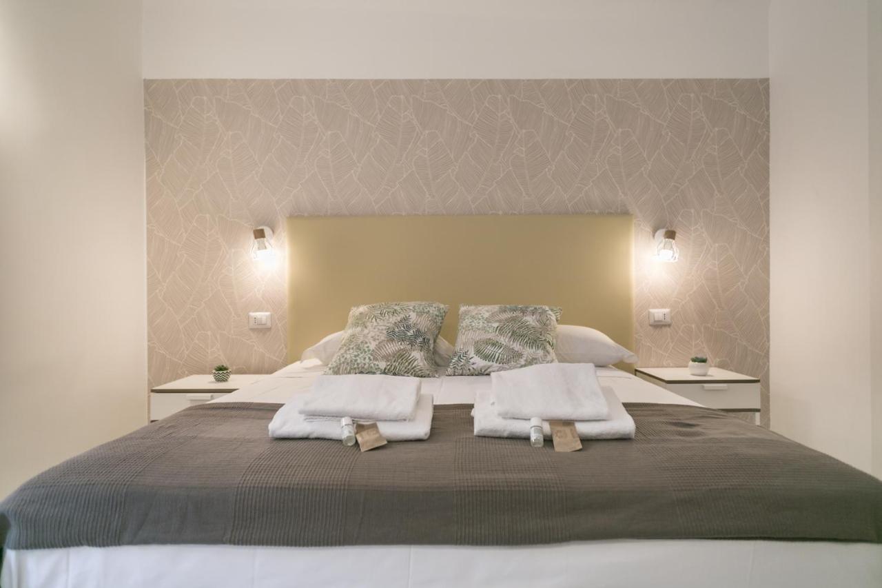 White Candia Guesthouse โรม ภายนอก รูปภาพ